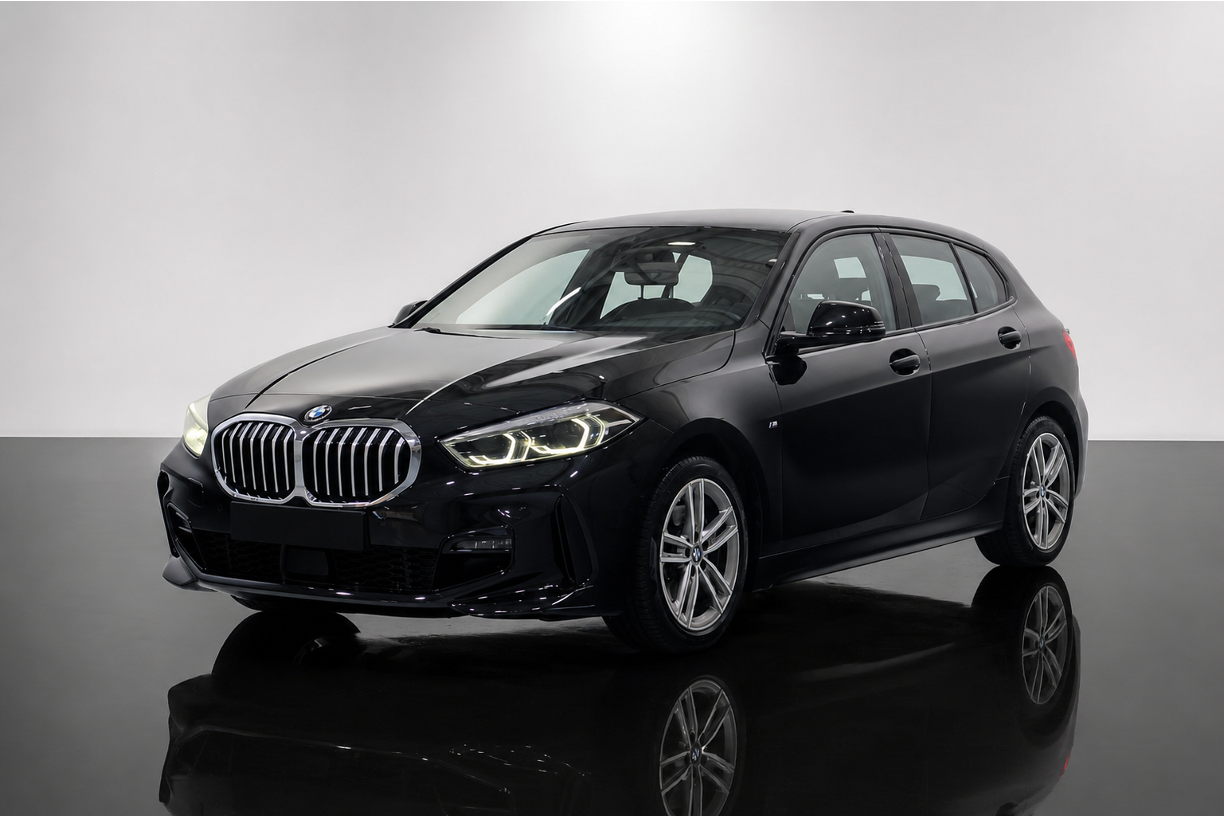 BMW Serie 1 116Da M Sport 2021 en color Negro